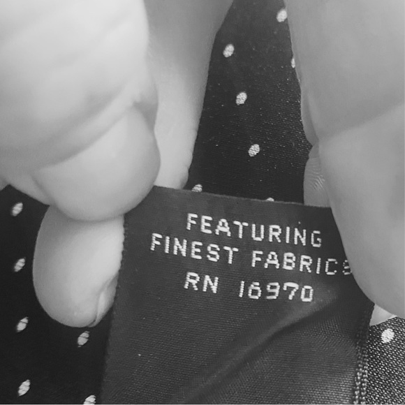 70’s Joy Stevens Turtle Neck Maxi Dress
Size: vintage 5/6 - Picture 12 of 14